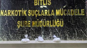 Bitlis’te 3 kilo 210 gram metamfetamin ele geçirildi