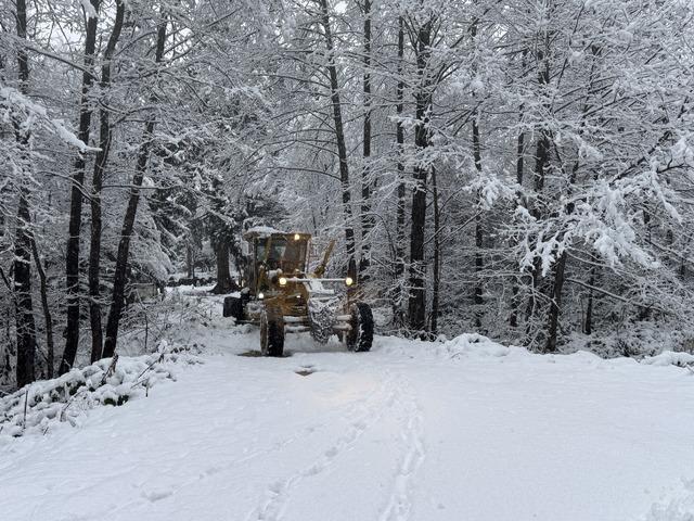 Artvin'de kar etkili oldu