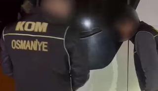 Osmaniye’de otobüste 277 kaçak cep telefonu ele geçirildi