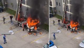 Ev taşıma kabusa döndü! Vinç bir anda alev aldı