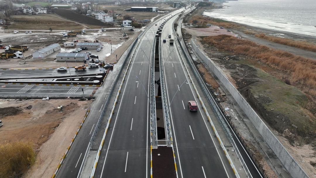 Bakan Uraloğlu, Van Çevre Yolu nun 28 kilometrelik 2 etabının açılışını yaptı 2