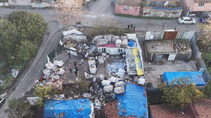 Ataşehir'de ka&ccedil;ak at kesimi iddiası! Depoya baskın yapıldı 