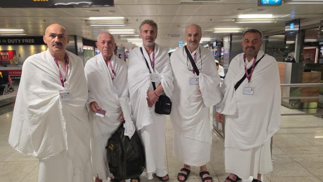 Şehit yakınları ve gaziler umreye gönderildi 2