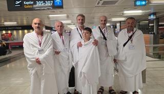 Şehit yakınları ve gaziler umreye gönderildi