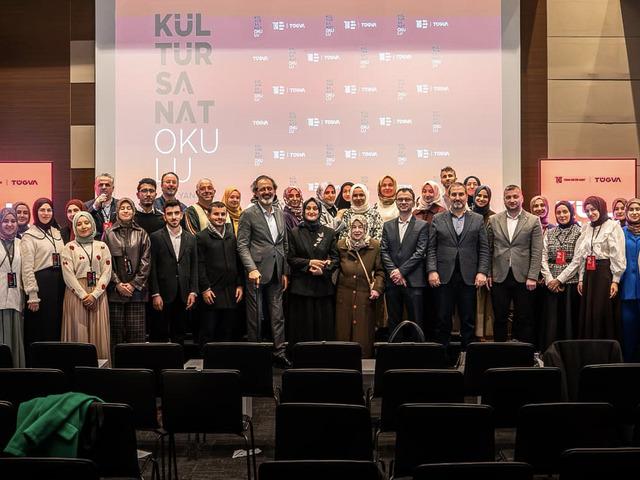 TÜGVA'nın "İz ve Yansıma" temalı "Kültür Sanat Okulu" tanıtıldı