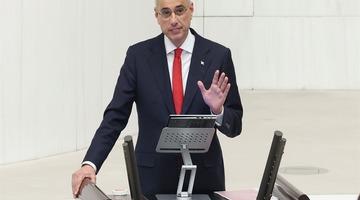 Sağlık Bakanı Memişoğlu'ndan doktorların yurt dışına gitmeleriyle ilgili açıklama