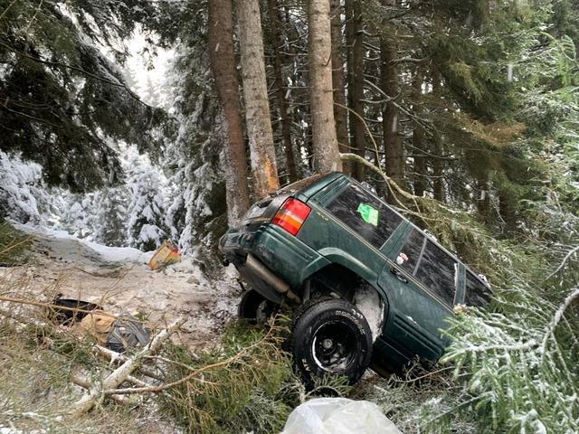 Giresun'da uçuruma düşen cipteki 5 kişi yaralandı