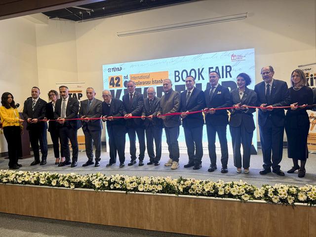 "42. Uluslararası İstanbul Kitap Fuarı" başladı