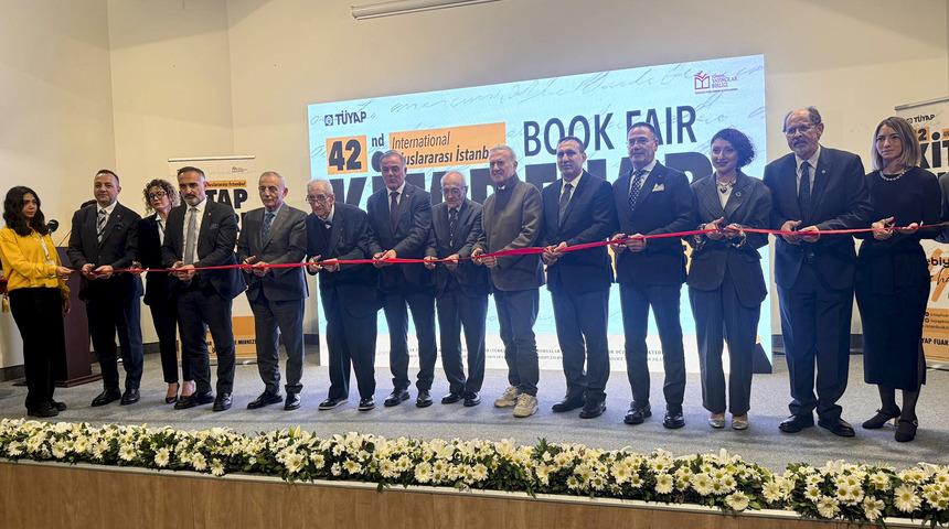 "42. Uluslararası İstanbul Kitap Fuarı" başladı