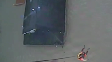 Washington'daki selde mahsur kalanlar helikopter ve teknelerle kurtarıldı