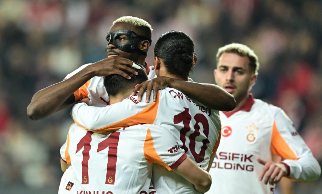 (Özet) Hesap.com Antalyaspor - Galatasaray Maçı Özeti ve Tüm Önemli Anları 1