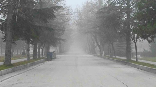 Eskişehir’in yüksek kesimlerinde sis etkili oldu 9