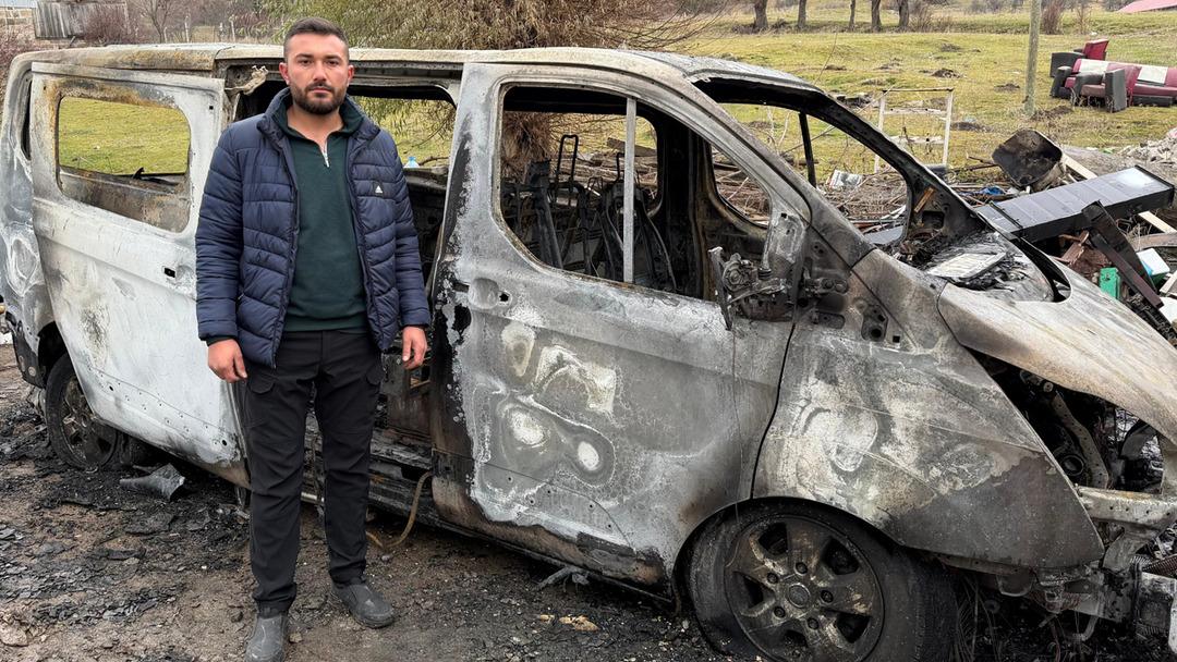 Köye kabusu yaşatıp, muhtarın araçlarını yaktılar: "Eve sıçrasaydı daha büyük bir facia olacaktı" 2