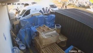 Adana’da bir kişinin bıçaklanarak öldürüldüğü olayın kamera kayıtları ortaya çıktı