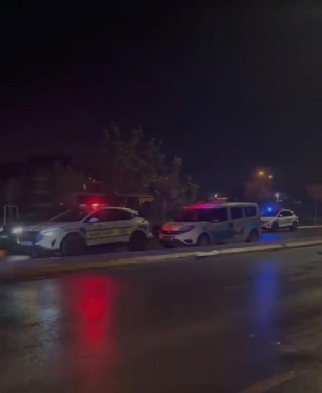 23 yaşındaki genç aydınlatma direğine çarparak yaşamını yitirdi 2