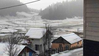 Çiğdem Yaylası beyaza büründü