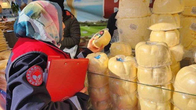 &Ccedil;anakkale&rsquo;de y&ouml;resel &uuml;r&uuml;n festivalinde gıda denetimi 2