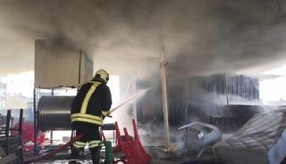 Kırıkhan’da evin çatı katı alevlere teslim oldu