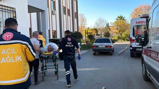 Yolcu minibüsü ile otomobil çarpıştı: 5 yaralı 1