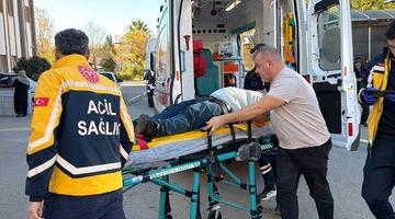 Yolcu minibüsü ile otomobil çarpıştı: 5 yaralı