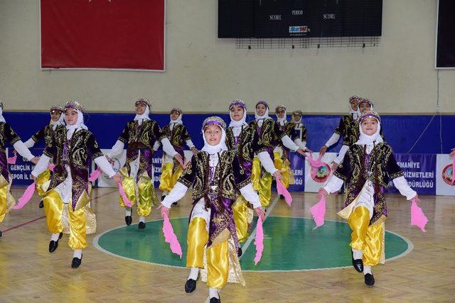 Osmaniye’de halk oyunları yarışması