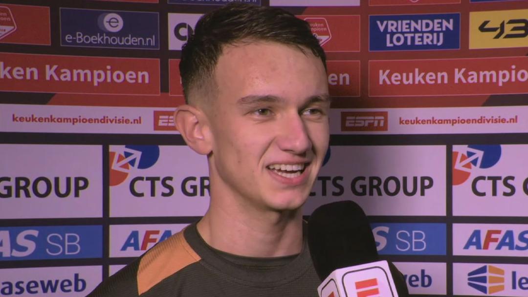 Wesley Sneijder in oğlu Jessey Sneijder, Jong FC Utrecht formasıyla profesyonel futbola adım attı! 1