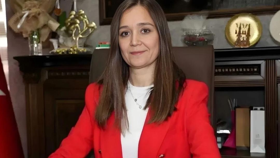 Son dakika! Şehzadeler Belediye Başkanı Gülşah Durbay, tedavi gördüğü hastanede vefat etti 4