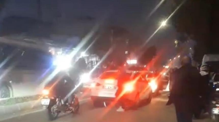 Adana&rsquo;da motosiklet kazasında s&uuml;r&uuml;c&uuml;s&uuml; hayatını kaybetti