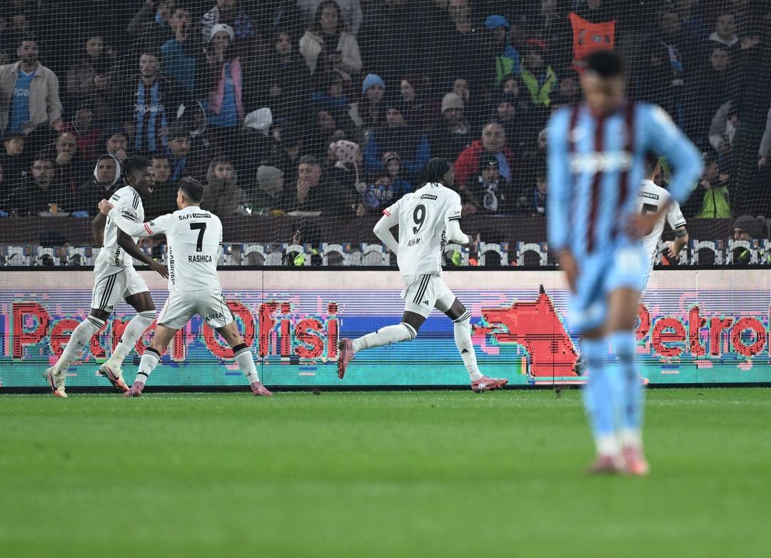 Ne maç ama! Trabzonspor-Beşiktaş maçı tarihe geçiyor! Goller, kırmızı kart 2
