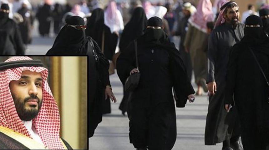 Suudi Arabistan'dan tarihi karar! Kadınların 'çarşaf giyme' zorunluluğu kalkıyor