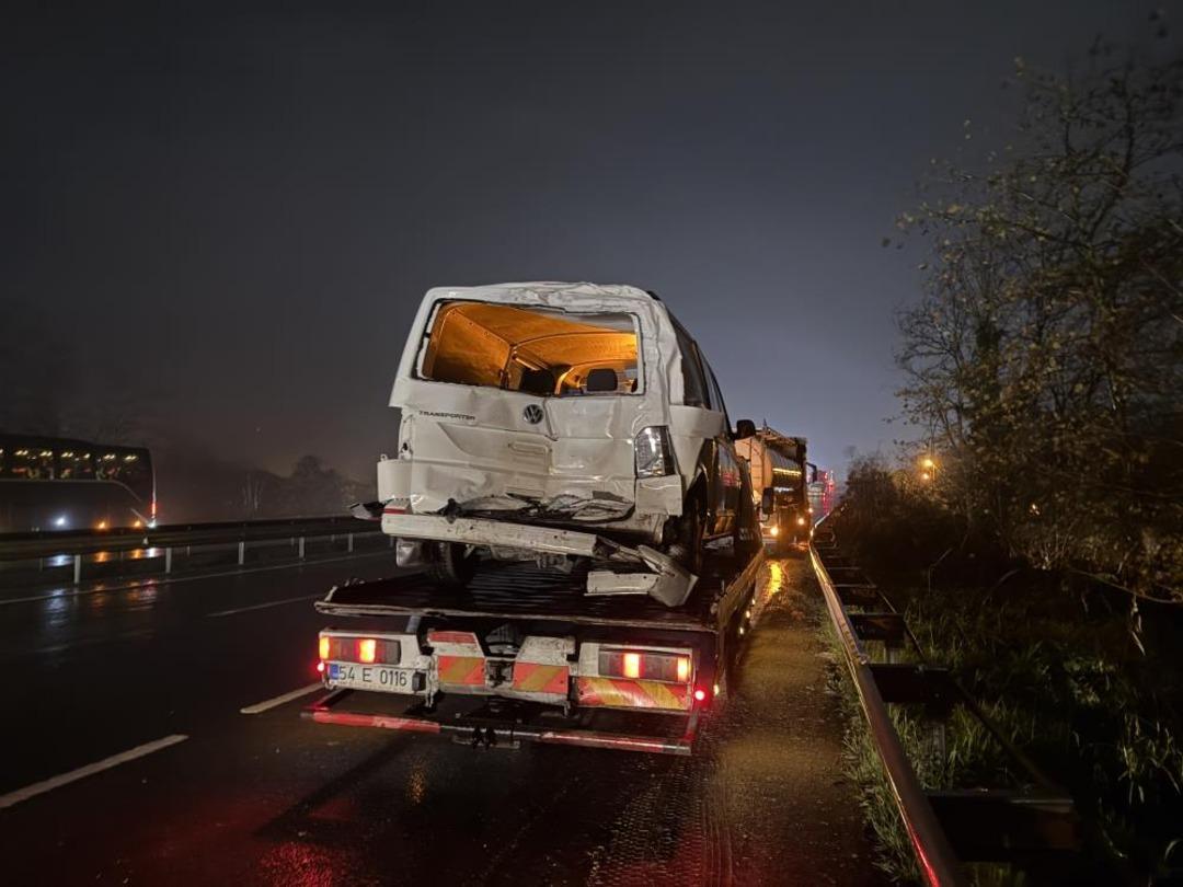 D-650 kara yolunda zincirleme kaza: 12 yaralı 2