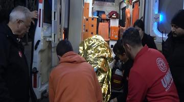 Hasandağı'nda mahsur kalan 2 üniversiteli, askeri helikopterle kurtarıldı 