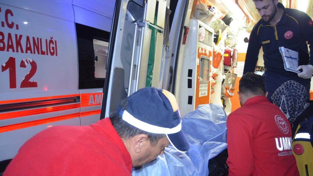 Hasandağı nda mahsur kalan 2 üniversiteli, askeri helikopterle kurtarıldı 1