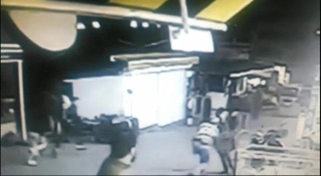 Parktaki cinayet: 2 kişi yakalandı,  kavga &ccedil;ekirdek &ccedil;itleme tartışmasından &ccedil;ıkmış 1