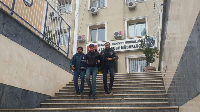 Parktaki cinayet: 2 kişi yakalandı,  kavga &ccedil;ekirdek &ccedil;itleme tartışmasından &ccedil;ıkmış 4