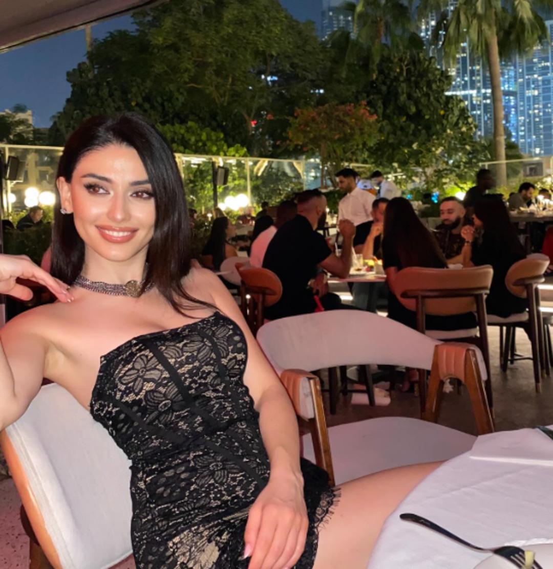 Ela Rümeysa Cebeci nin yakın arkadaşı Kurretülayn Matur: Cem Yılmaz’a gönderilen video... 1