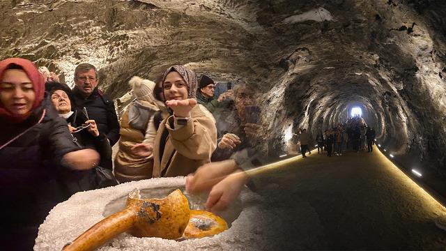 Yerin 150 metre altındaki şifa kaynağı: Türkiye'nin dört bir yanından geliyorlar!