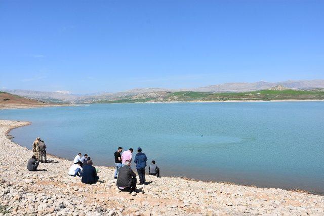 Balık ağına takılan bomba etkisiz hale getirildi