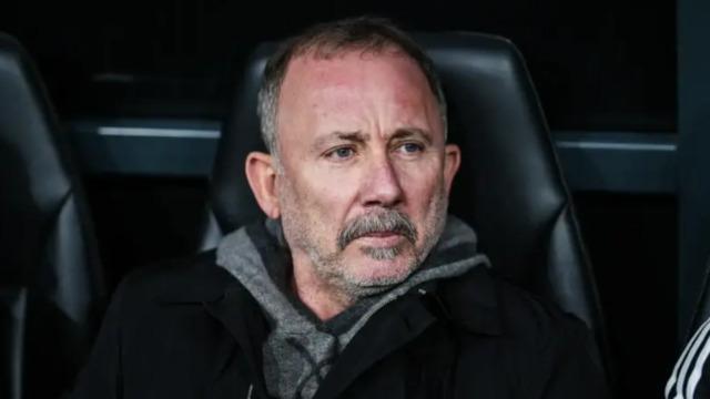 Derbi sonrası Sergen Yalçın için çok konuşulacak iddia! İşte spor yazarlarının yorumları