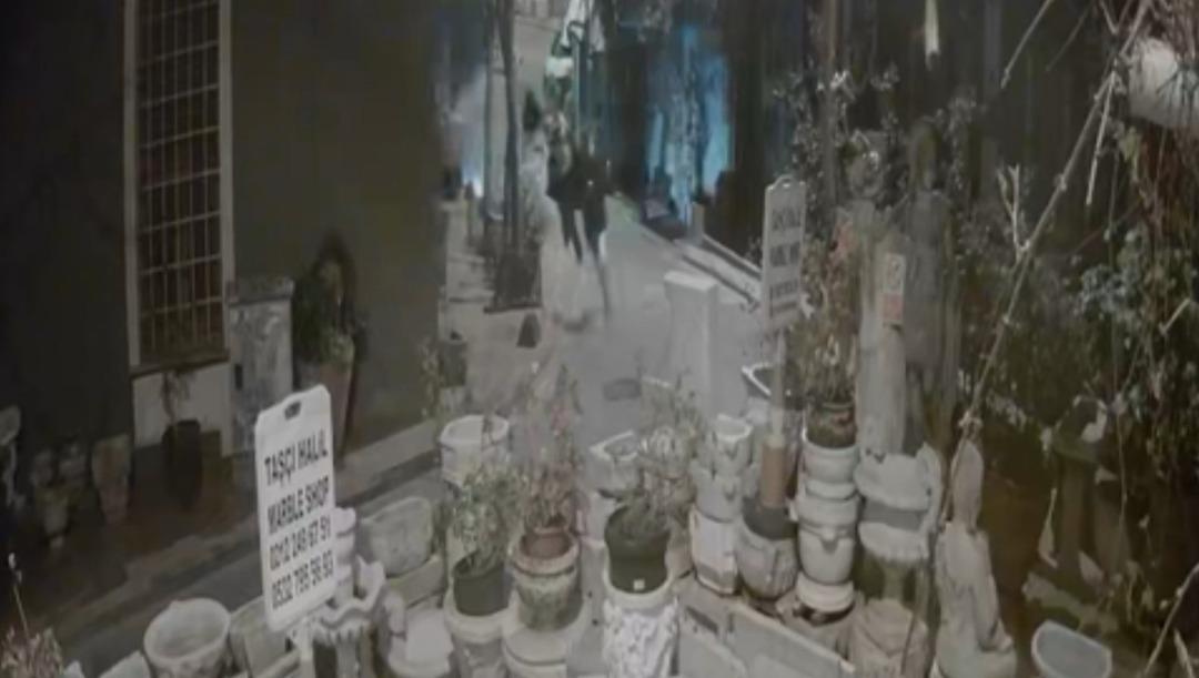 Çaldıkları telefona alüminyum oyunu ! Polisi bile şaşırtan düzenek 2