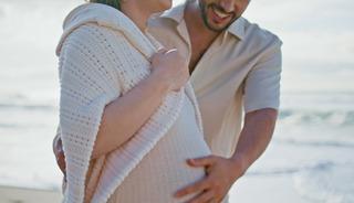 Bakan G&ouml;ktaş a&ccedil;ıkladı: Doğum izni 6 aya &ccedil;ıkarılıyor