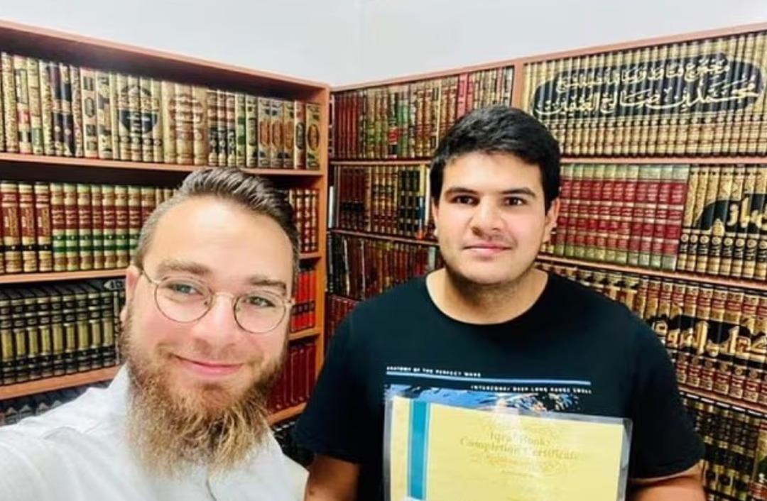 Müslüman mezarlarına çirkin saldırı! Plaj katliamından sonra gerilim arttı 1