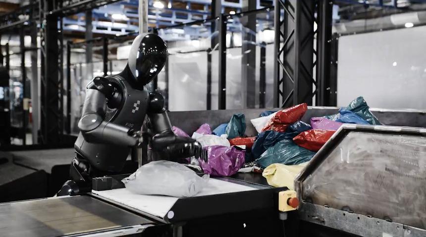 Hata yok, kesinti yok: İnsansı robot, tam 1 saat boyunca aynı işi yaptı!