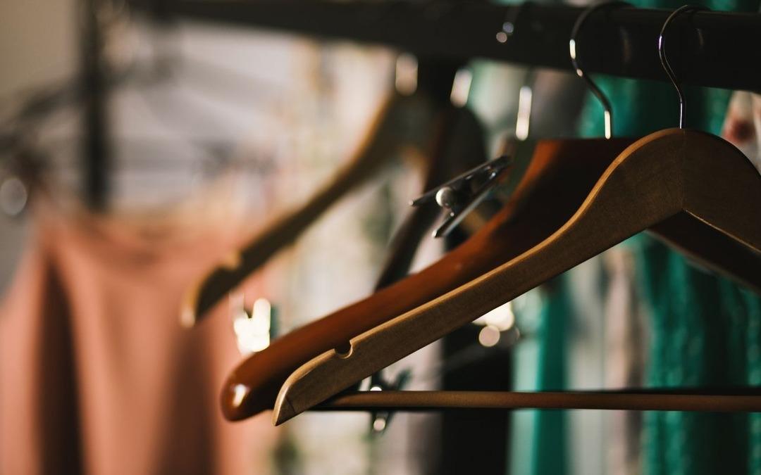 Dev giyim markasından ani kapanma kararı: Tüm ürünleri indirimde satacak! 2