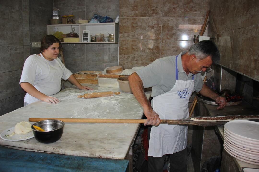 Çırak olarak giren patron olarak çıkıyor İsteyenlere iş yeri açıyoruz 4