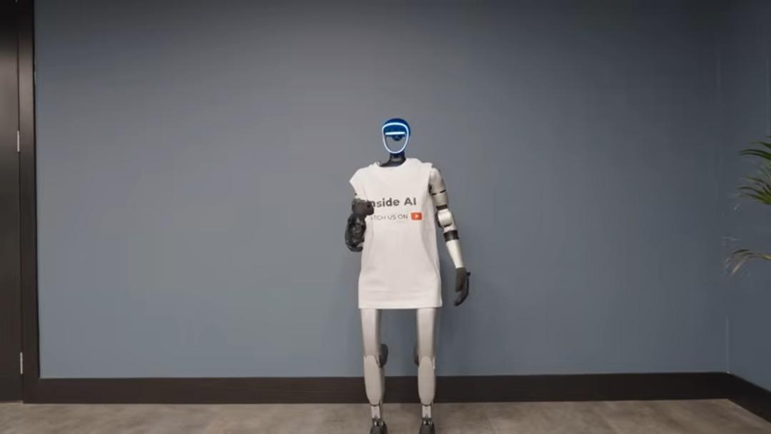 İnsansı robot YouTuber’a ateş etti! Eğlenceli başlayan anlar kısa sürede kabusa dönüştü 2