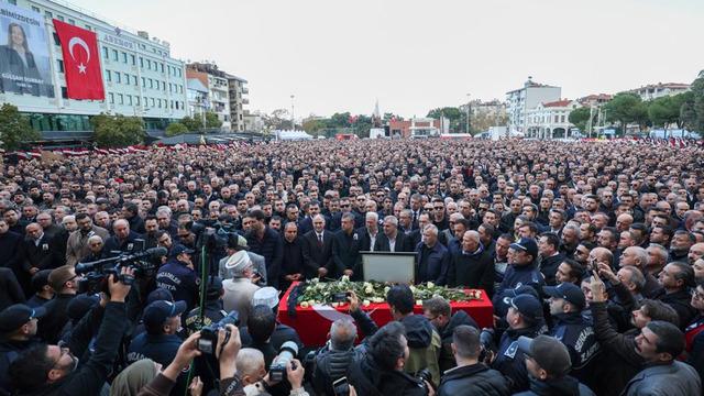 Manisa, Durbay'ı gözyaşlarıyla uğurladı! On binler akın etti...