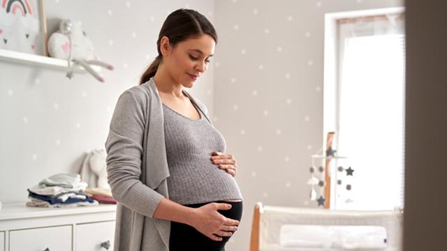 En çok talep gören doğum yöntemi: 'Suda doğum ağrıları azaltıyor!' 