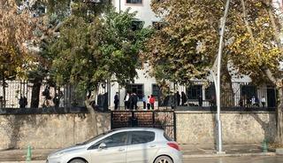 Lisede 3. kattan düşen öğrenci ağır yaralı