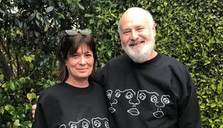 ABD'li yönetmen ve eşi, evlerinde ölü bulundu